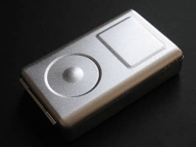 Review: Gadget Accessories Aluminum Case