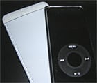 iPod nanos now shipping with protective sleeve