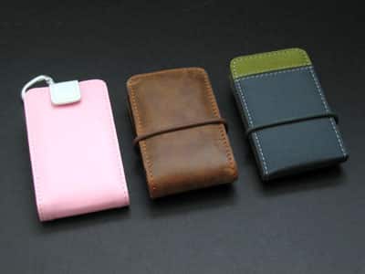 Review: XtremeMac MicroWallet Accent, Leather and Pastel for iPod nano
