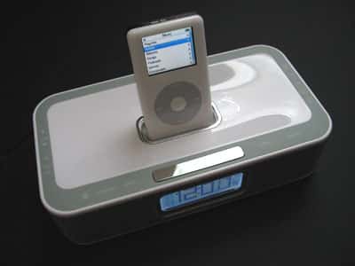 Review: Memorex iWake Dual Alarm Clock with Remote Control