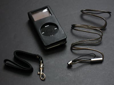 Preview: Logiix The Hard Case Molded Leather Protection for iPod nano
