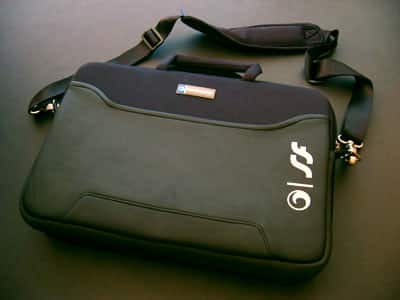 Pro-MacBook Marware protects handrests, bodies