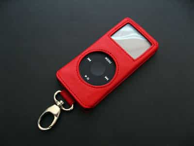 First Look: Noreve Tradition B Leather Case for iPod nano G2