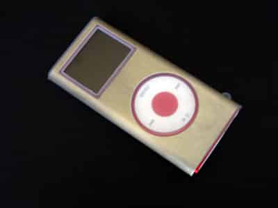 First Look: Capdase Luxury Metal Case for iPod nano (2nd Generation)