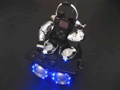 Review: KNG America FUNKit Animated Speaker System for iPod