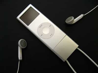 Review: Lenntek Hookup Lanyard Bluetooth Kit for iPod nano