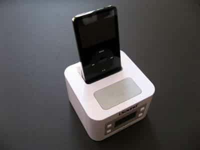 Review: dreamGear i.Sound TimeTravel Speaker System and Alarm Clock