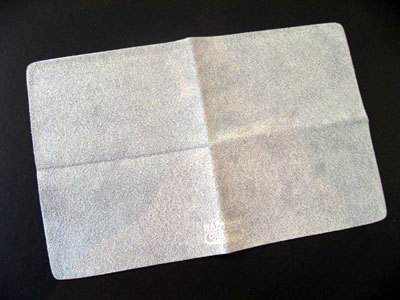 First Look: RadTech LenSavrz Optex Cleaning and Polishing Cloth for iPhone