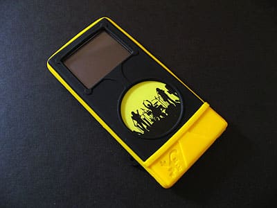 Review: ifrogz Nanowrapz and 30 Combo Cases for 2G iPod nano