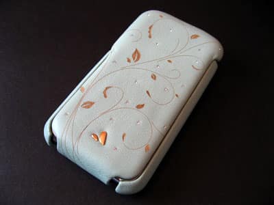 Review: Vaja iVolution Top Crystal 2 for iPhone