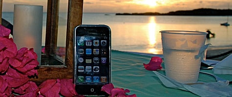 Photo of the Week: iPhone in the Bahamas