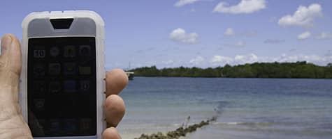 Photo of the Week: iPhone in Kenya