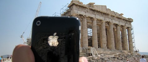 Photo of the week: iPhone 3G in Greece