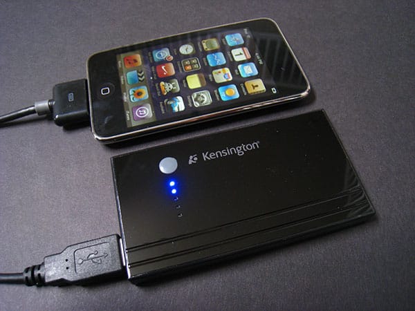 Preview: Kensington Battery Pack and Charger for iPhone and iPod