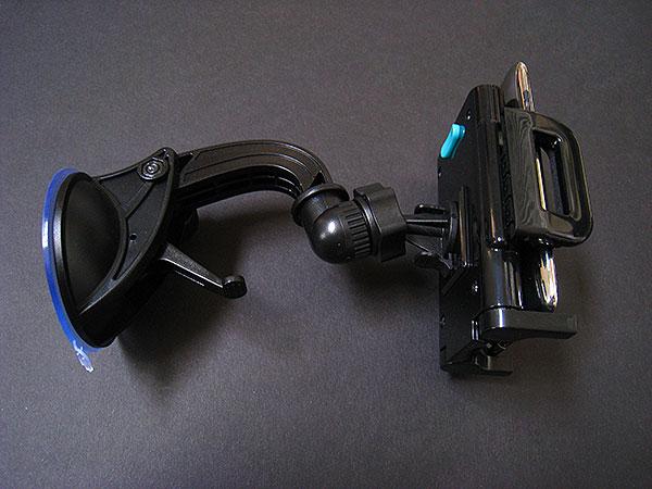 First Look: Kensington Dash Mount for iPhone and iPod