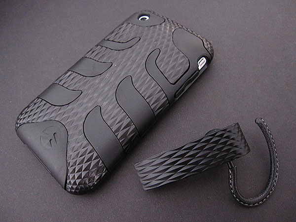 First Look: SwitchEasy RebelSerpent for iPhone 3G