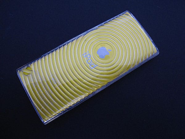 Review: More Thing Swirling, Handwoven + Diamond Cases for iPhone 3G + iPod nano 4G