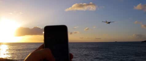 Photo of the Week: iPhone 3G in St. Martin