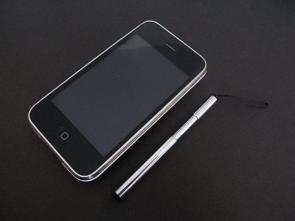 First Look: Konnet Essential Pack for iPhone 3G