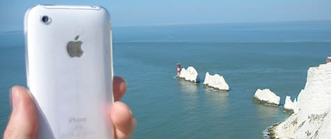 Photo of the Week: iPhone 3G in England