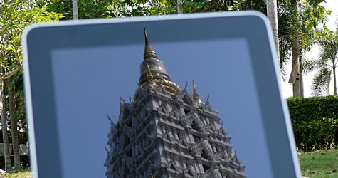 Photo of the Week: iPad in Thailand