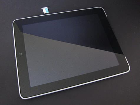 iPad with Wi-Fi + 3G unboxing photos posted