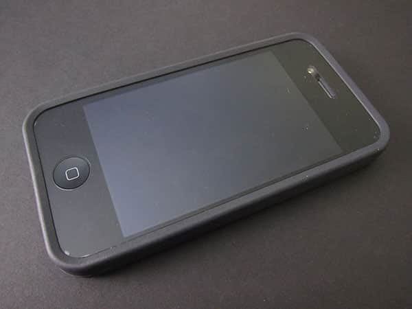 First Look: Speck PixelSkin HD for iPhone 4