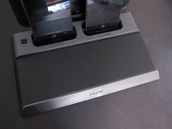 Review: iHome iB969 Charging Station for iPod, iPhone + iPad