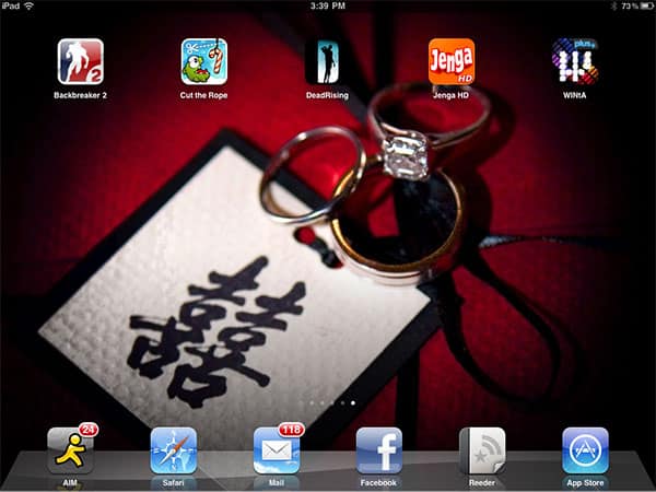 iPhone + iPad Gems: Backbreaker 2, Cut the Rope: Holiday Gift, Dead Rising Mobile, Jenga HD + WINtA