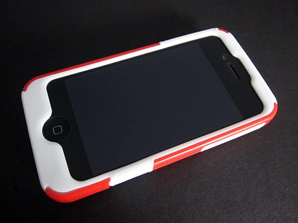 First Look: Incipio Alpinestars Bionic + Tech 10 Cases for iPhone 4