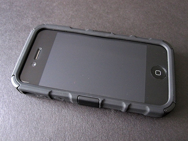 Review: Seidio Active for iPad 2 + Active X for iPhone 4