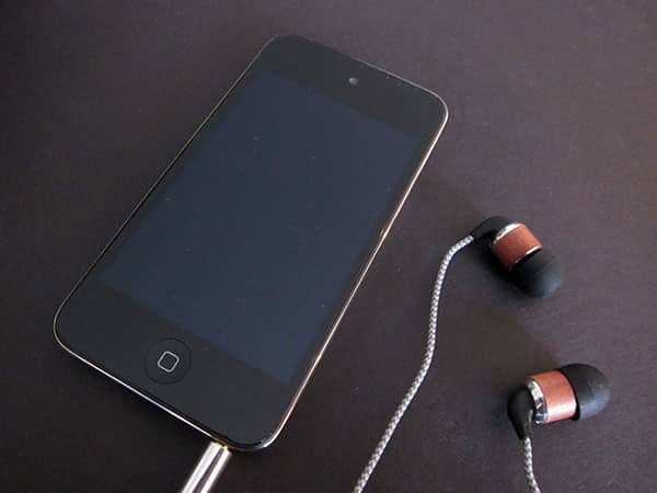 Preview: iFrogz Timbre Pro + Vertex Headphones