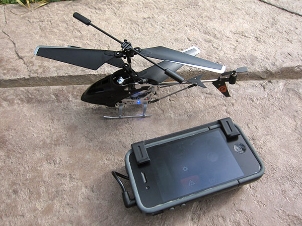 Review: Griffin Helo TC RC Helicopter for iPhone, iPad + iPod touch