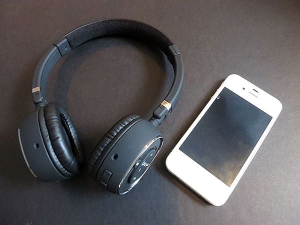 First Look: Luxa2 BT-X3 Bluetooth Headphones
