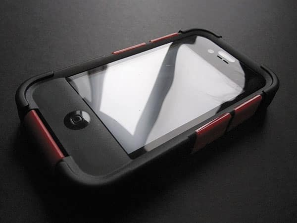 First Look: Ivyskin Wrangler for iPhone 4/4S
