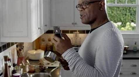 iPhone 4S ads starring Sam Jackson, Zooey Deschanel air