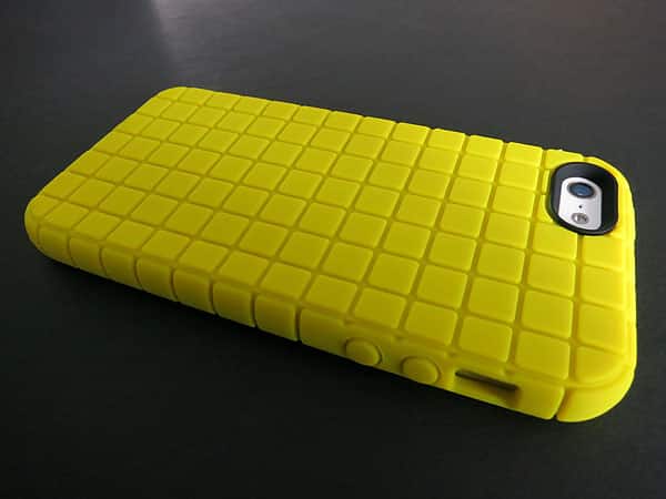 Review: Speck PixelSkin + PixelSkin HD for iPhone 5
