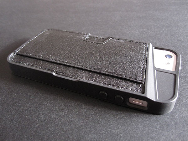 Review: CM4 Q Card Case for iPhone 5