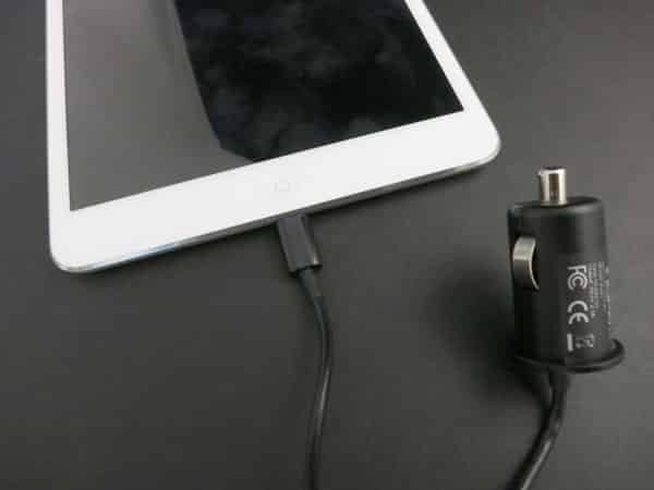 Review: Incipio Mini Auto Charger + Ultra Compact Auto Charger with Lightning Cable