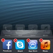 Saving battery by closing background apps