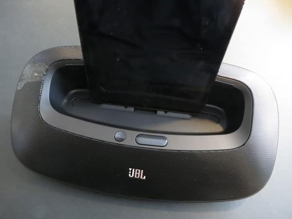 Review: JBL OnBeat Mini Speaker Dock with Lightning Connector