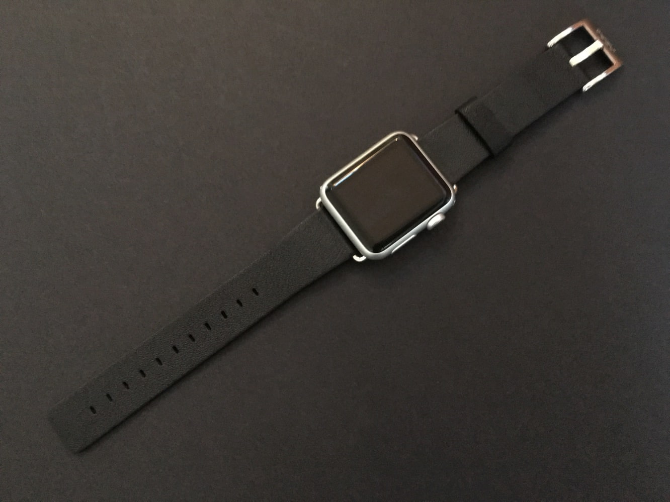 Incipio Premium Leather Band for Apple Watch