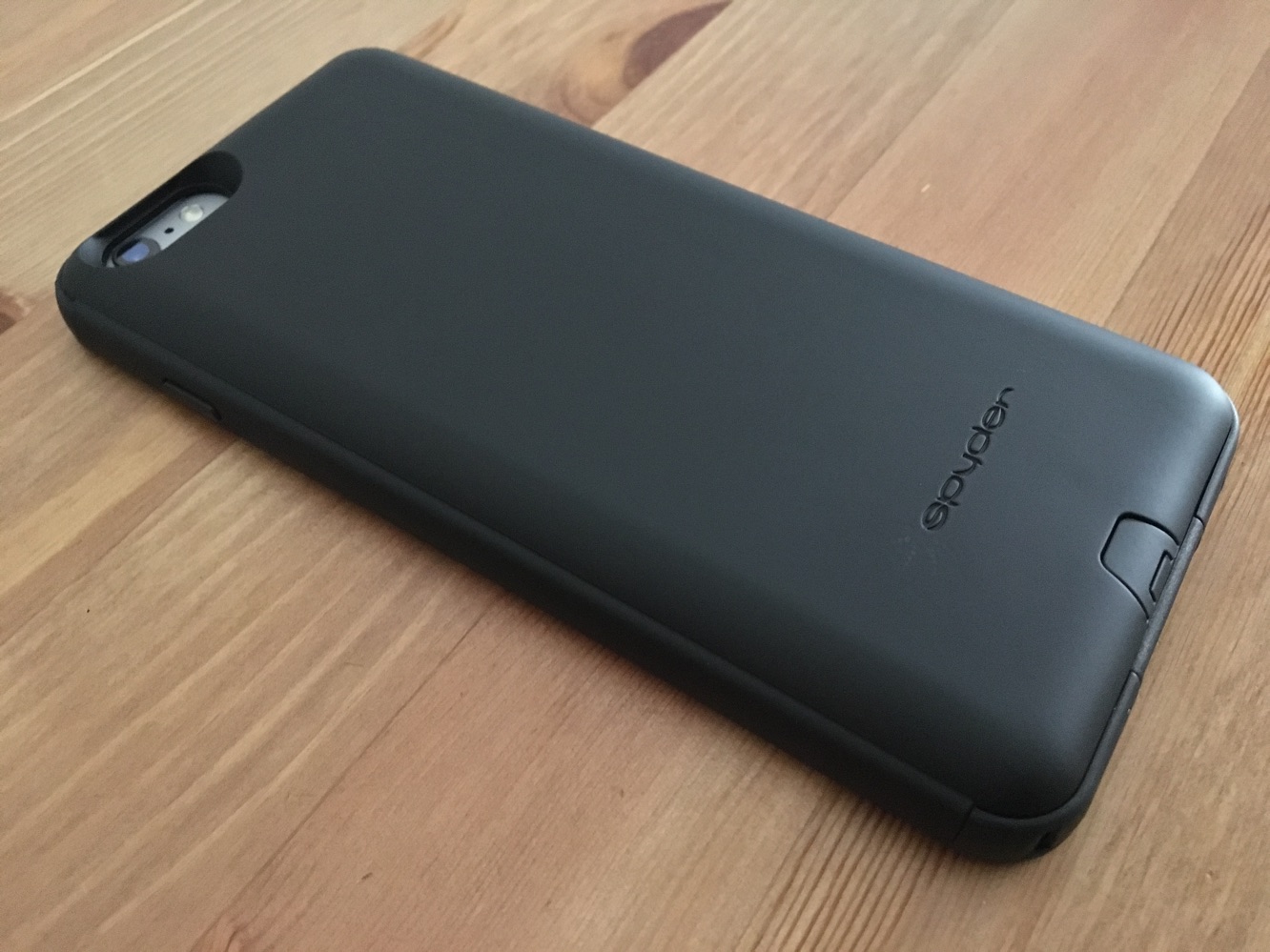 Review: Spyder PowerShadow Battery Case for iPhone 6/6s Plus
