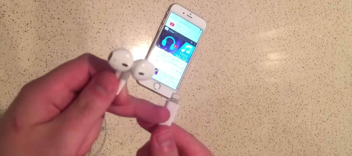 Video claims to show Apple EarPods with Lightning connector