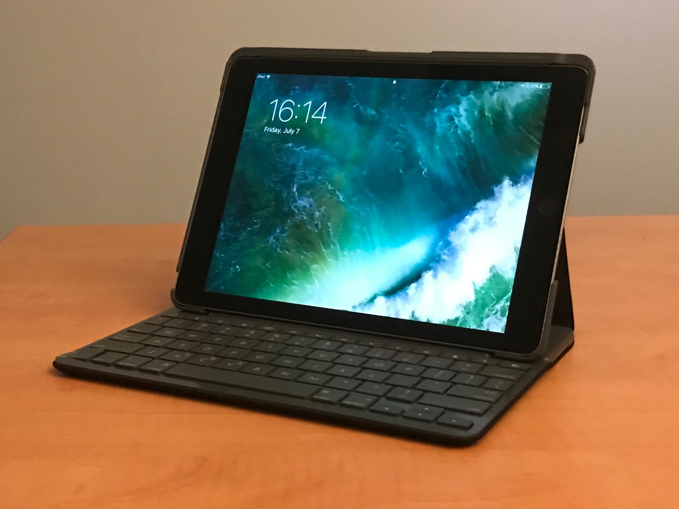 Review: Logitech Slim Folio iPad Keyboard Case