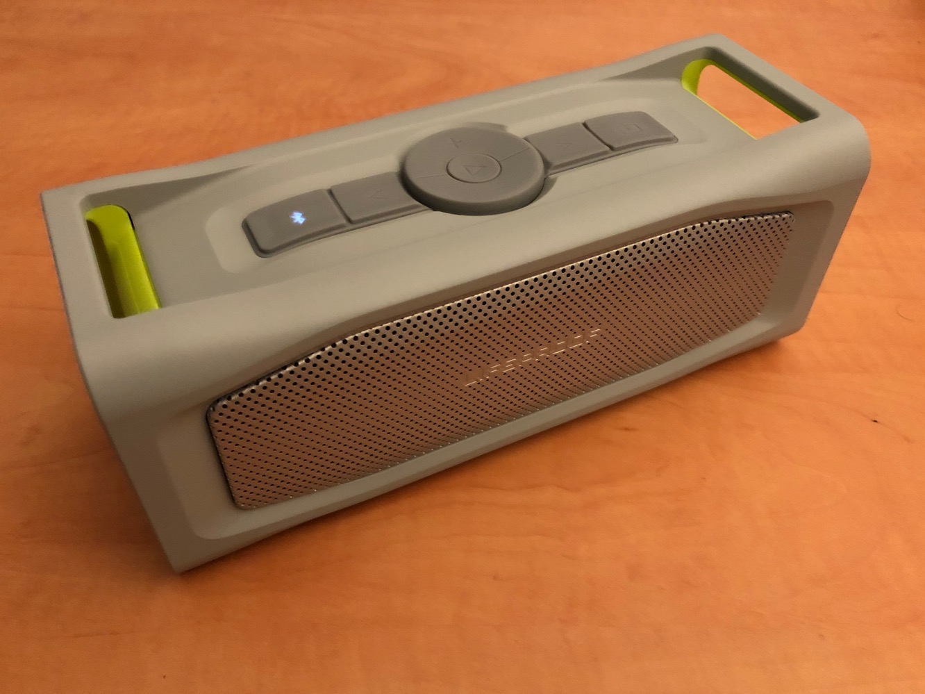 Review: LifeProof Aquaphonics AQ10 Waterproof Speaker