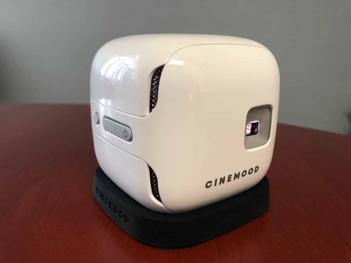 Review: Cinemood Storyteller Portable Projector