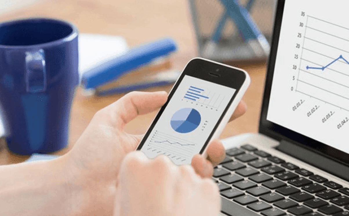 Difference of MetaTrader 4 vs MetaTrader 5 iPhone App 