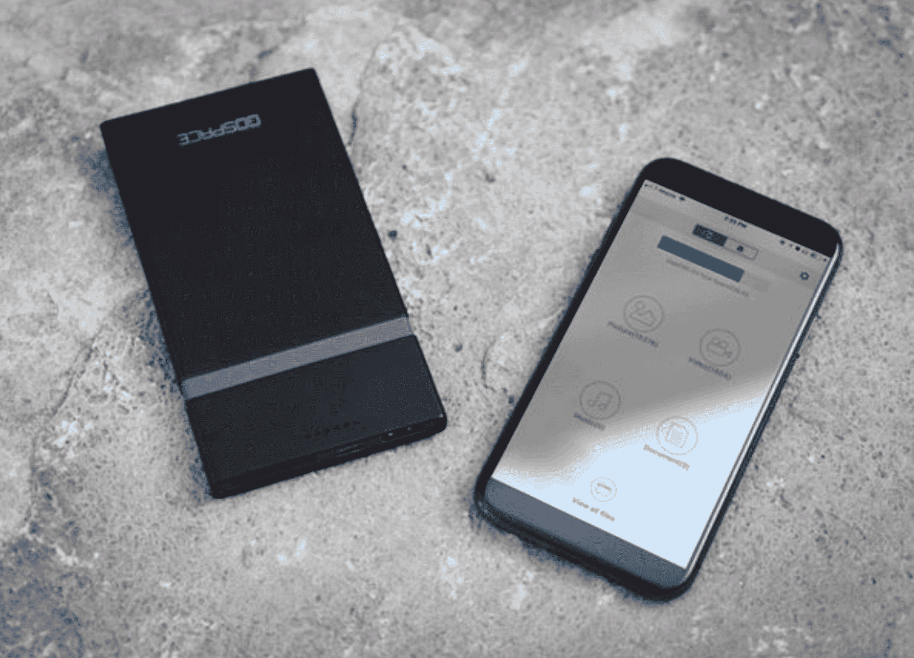 GoSpace SuperCloud 5G Wireless Storage and Charger