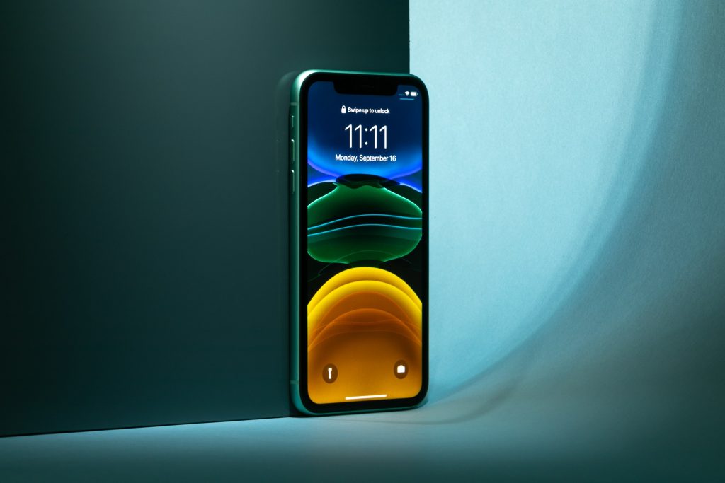 Apple to introduce iPhone with smaller notch in 2020